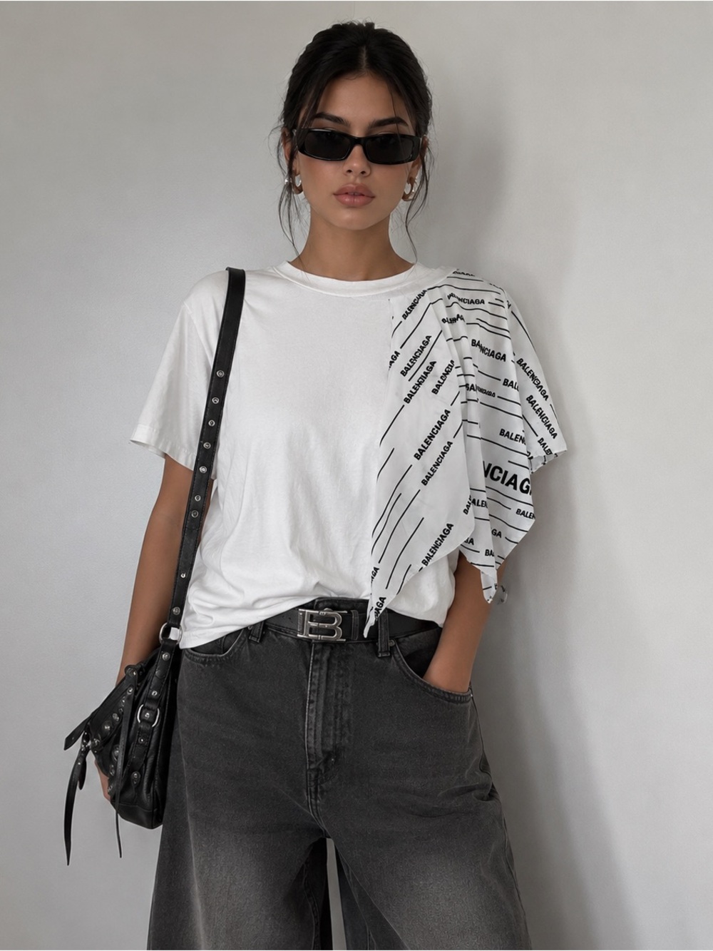 Ollalahhh ‘Balenciaga’ Size Medium White Graphic Scarf Detail T-Shirt